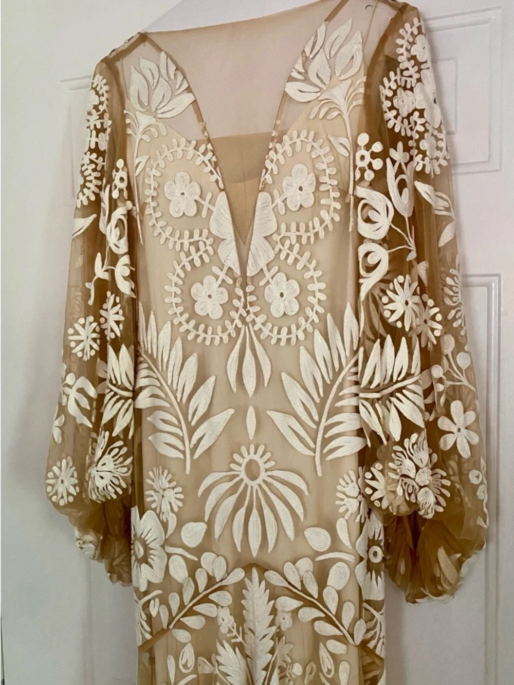 Rue De Seine Vita Bridal Gown with Lovesong Slip Dress - Size 2 - Picture 5 of 16